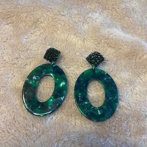 Stylish earrings